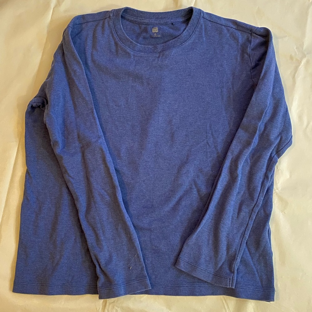 Uniqlo kids long sleeved, blue size 13